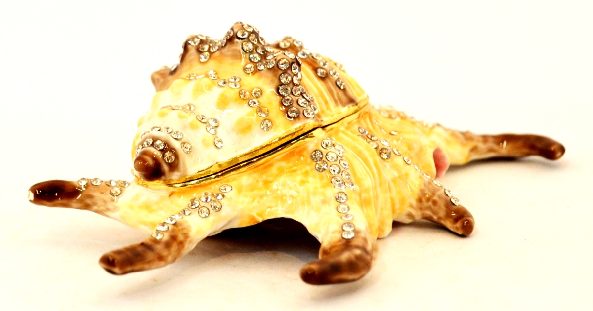 1013383a Jeweled Shell Gold Plating Trinket Box - Swarovski Crystals & Enamel