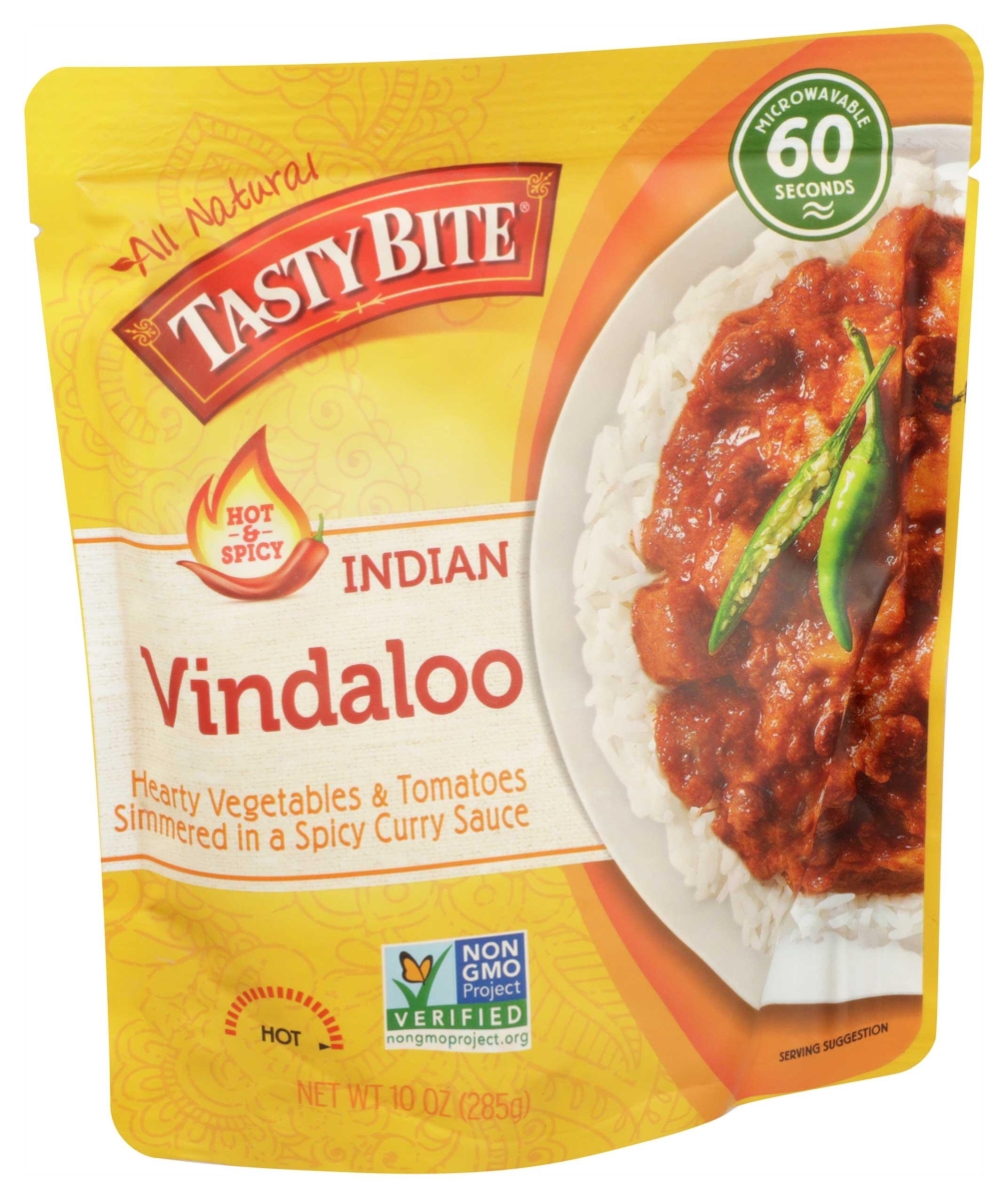 HOT & SPICY INDIAN HEARTY VEGETABLES & TOMATOES SIMMERED IN A SPICY CURRY SAUCE VINDALOO, HOT & SPICY INDIAN VINDALOO