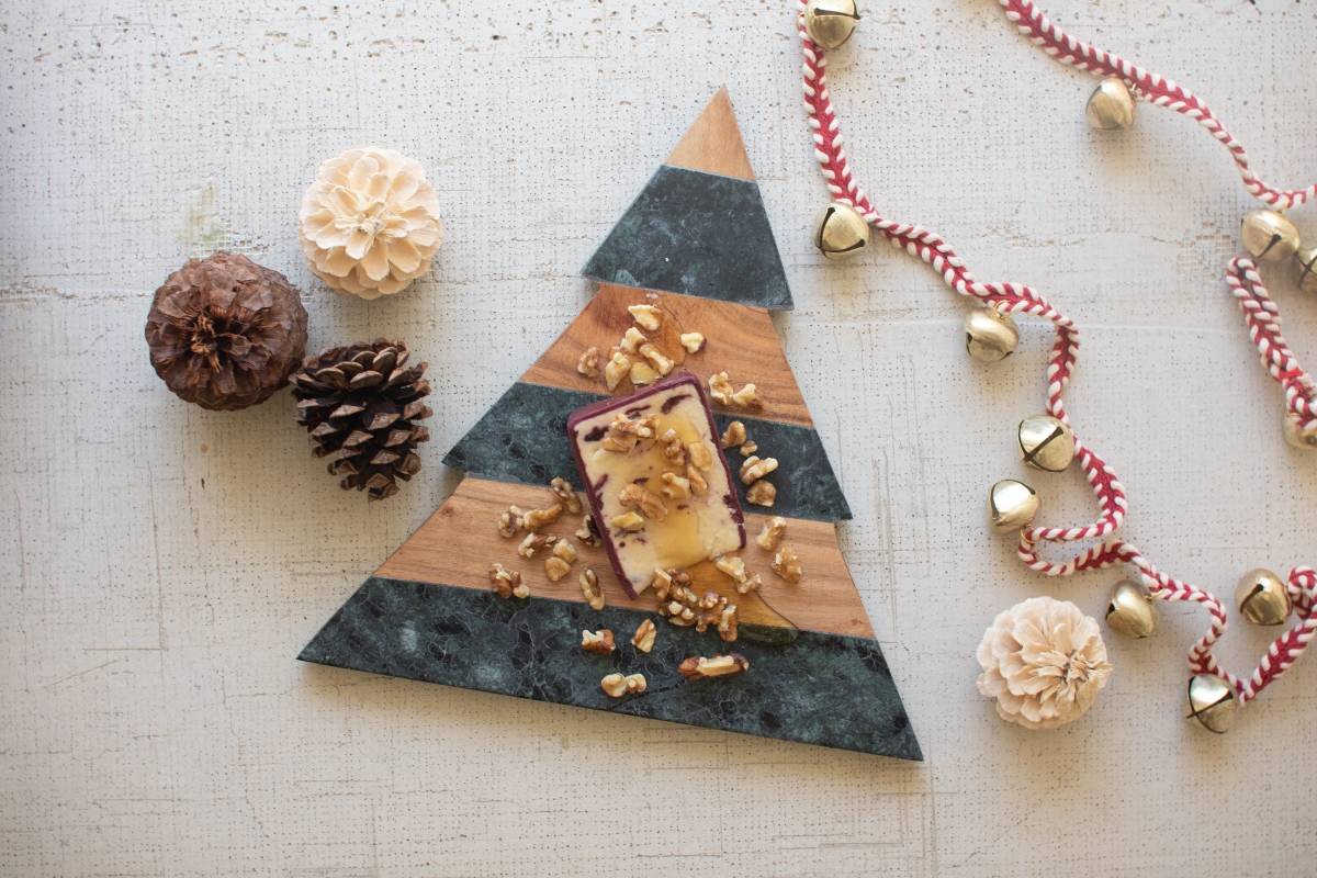 Picture of Kalalou NART1168 Green Marble & Acacia Wood Christmas Tree Cutting Board, Multi Color