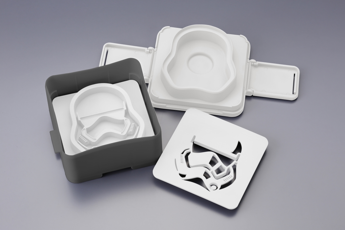 Picture of Kotobukiya GZ724 Star Wars Millennium Falcon Sandwich Shaper