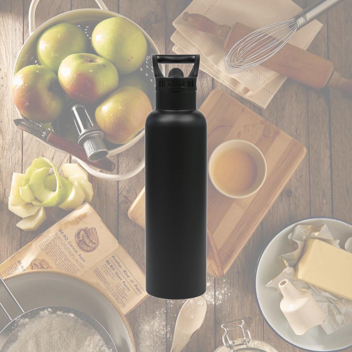 Picture of Fifty-Fifty 592233 21 oz Vacuum Insulation Water Bottle with Straw Cap, Black