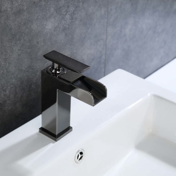 Legion Zy8001-gb 7 X 4.33 X 1.96 In. Upc Faucet With Drain - Glossy Black