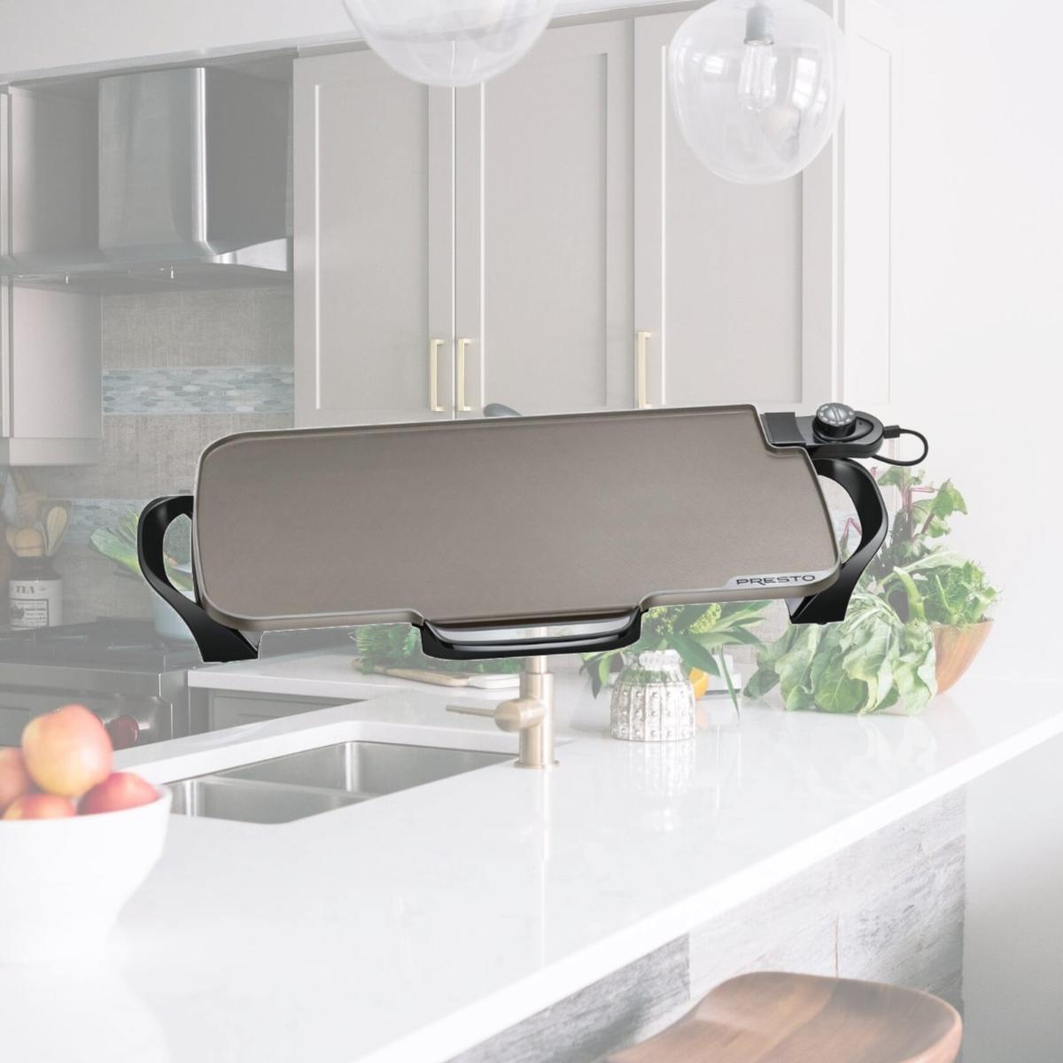 Picture of Presto 7062 22 in. Electric Griddle with Removable Handles, Ceramic - Black