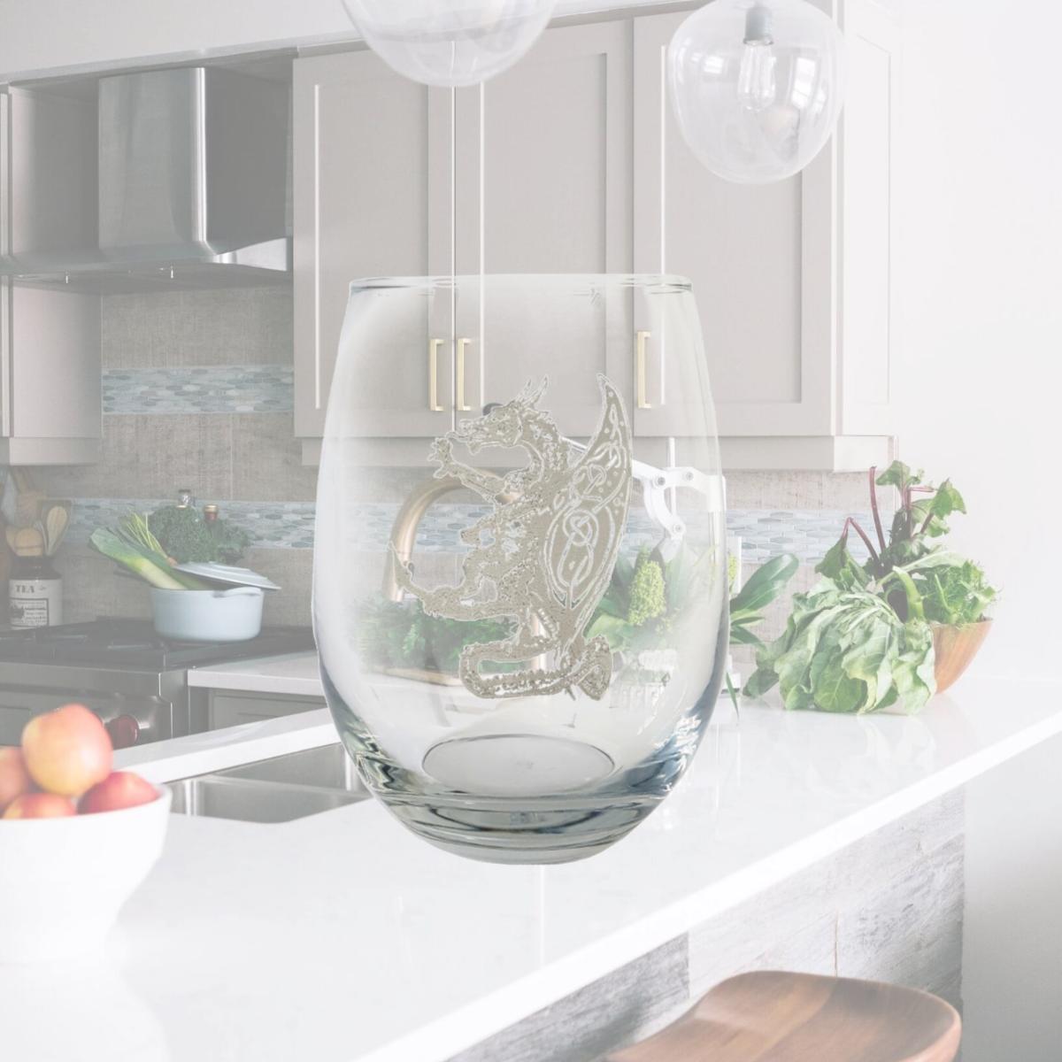 Picture of Lyoncraft SWDG01 18 oz Celtic Dragon Engraved Stemless Wine Glass