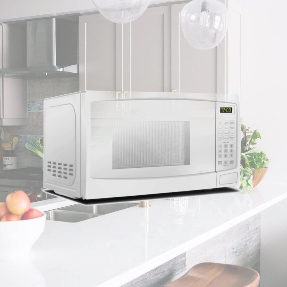 Picture of Danby DBMW1120BWW 1.1 cu. ft. 1000W Microwave, White