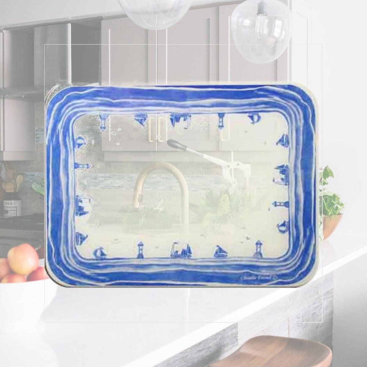 Picture of McGowan TT00451 Tuftop Harbor Cutting Board- Small