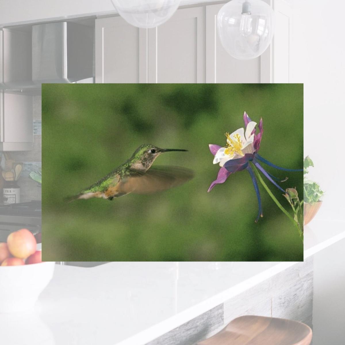 Picture of TUFTOP TT99822 Hummingbird & Columbine Medium 12x16 Cutting Board