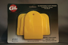 Gle-1200 3 Piece Plastic Spreaders Carded