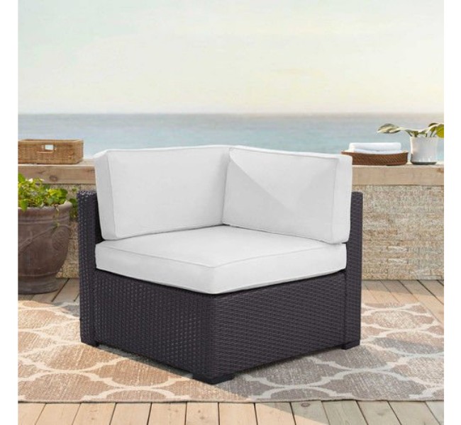Ko70126br-wh Biscayne Corner Chair With White Cushions