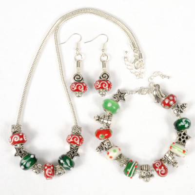 Whimsical Christmas Beaded Jewelry Set, 3 Piece