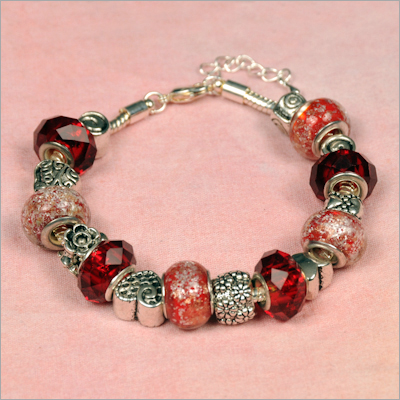 Valentines Day Glitter & Glamour Charm Bracelet