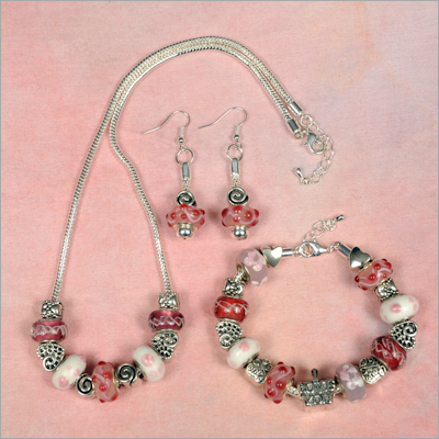 Valentines Day Berry Blush Beaded Jewelry Set, 3 Piece