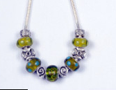 143192pmm450 Green Eyed Girl Themed Glass Bead Necklace