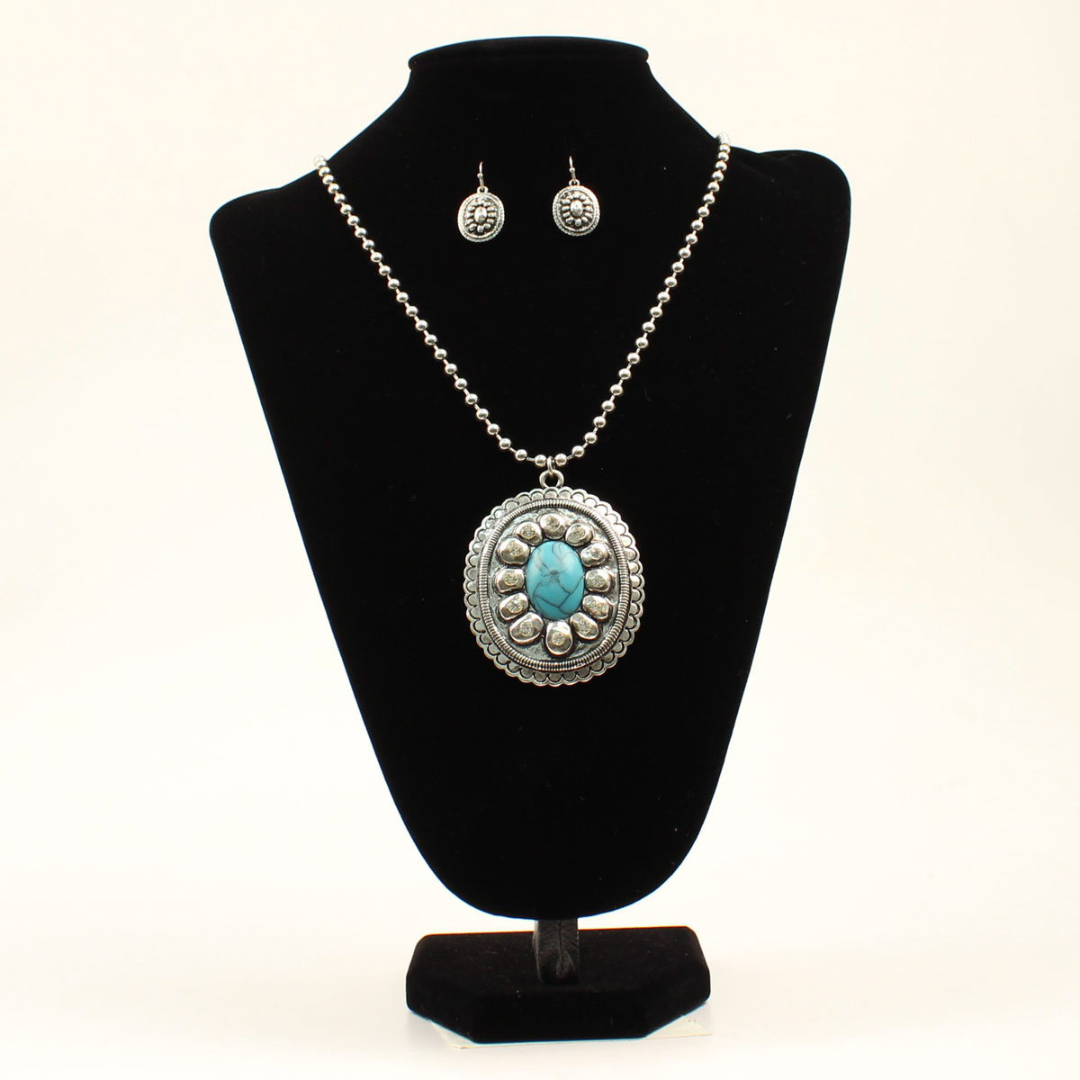 29133 Turquoise Stone Large Oval Pendant Necklace Set, Silver - 27.25 To 30.50 In.