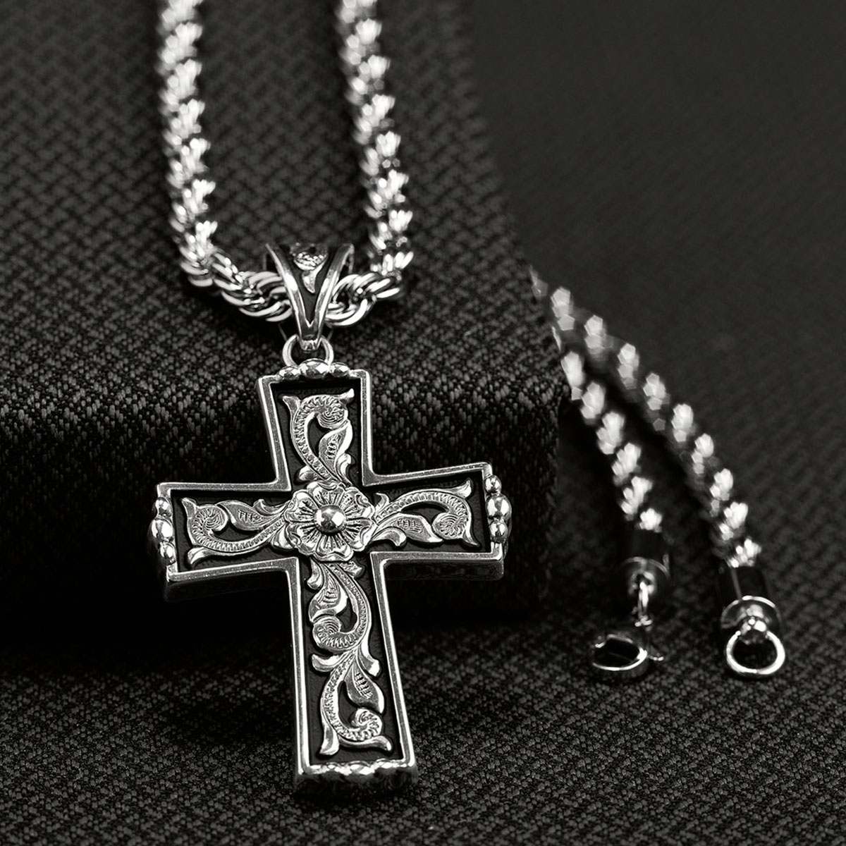 32110 Mens Scrolled Cross Necklace - 24 In.