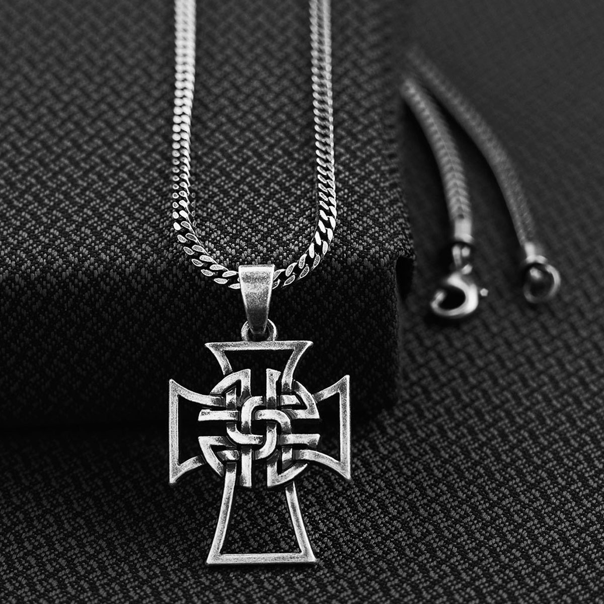 32118 Mens Celtic Cross Chain Necklace, Antique Silver Finish - 22 In.