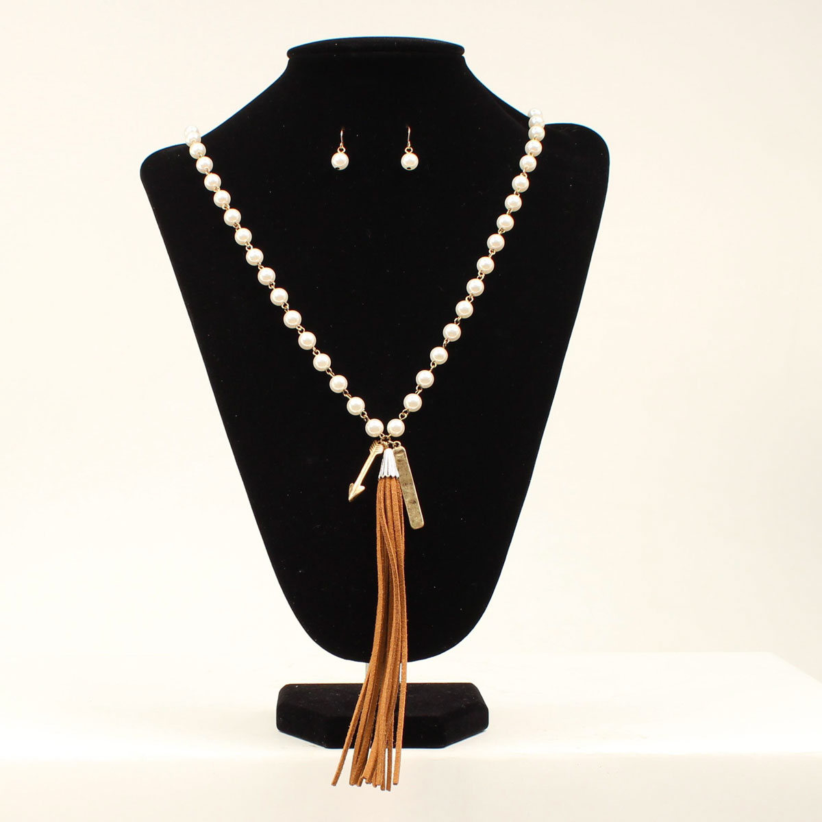 30937 Pearl Strand Fringe Tassel Arrow Necklace Set