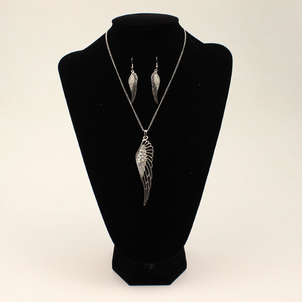 Den1850 Silver Wing With Crystal Heart Earring & Necklace Set