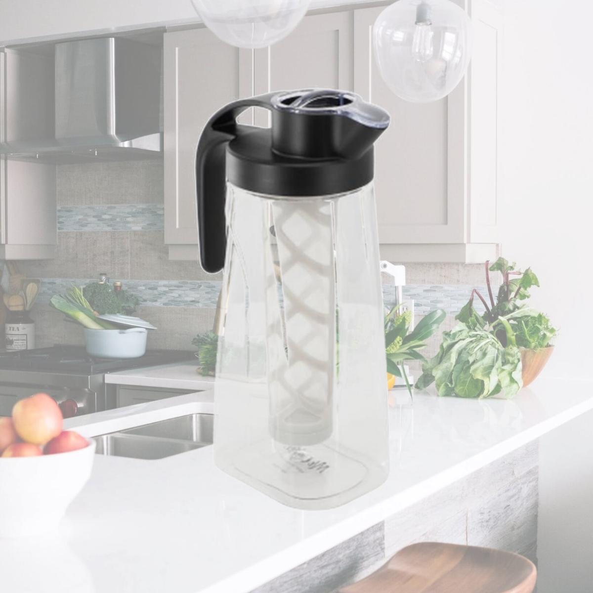 Picture of Mr. Coffee 142403.02 67 oz Wrenley Plastic Cold Brew Coffee Pitcher with Nylon Mesh Filter