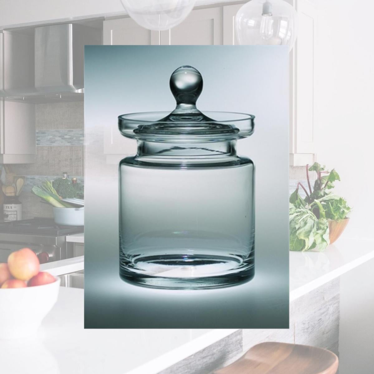 Picture of Majestic Gifts T-200 Classic clear 8 in. High Quality Glass Cookie Jar