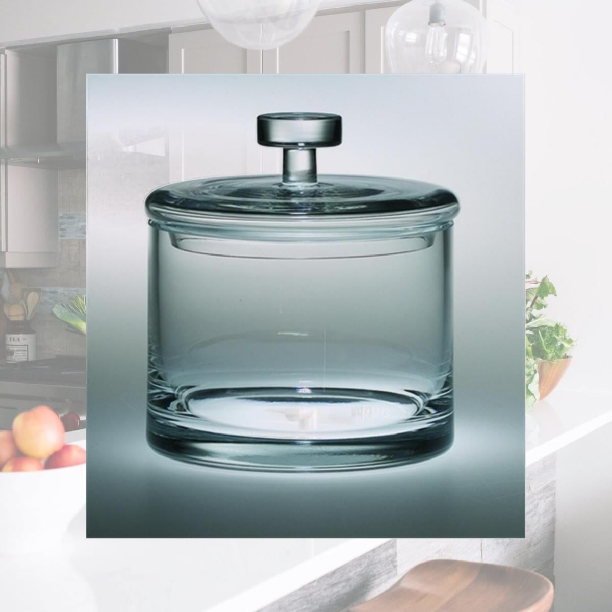 Picture of Majestic Gifts T-201 Classic clear 6 in. High Quality Glass Cookie Jar
