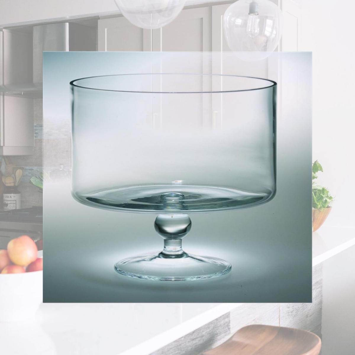 Picture of Majestic Gifts T-500 Classic clear 9.5 in. High Quality Glass Thick Trifle Bowl