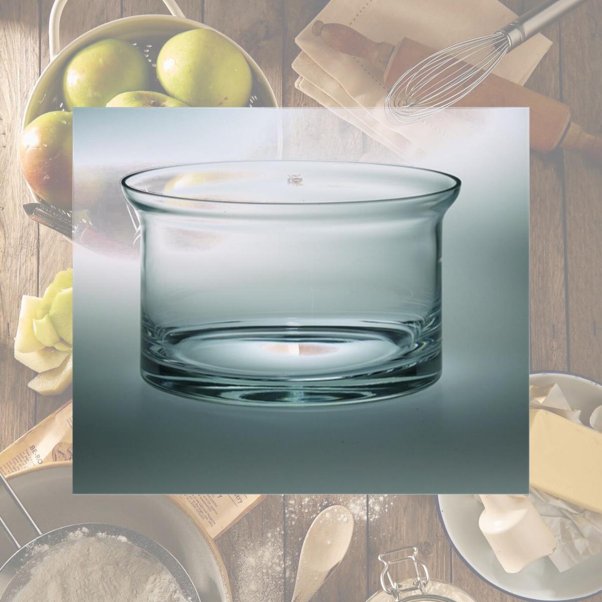 Picture of Majestic Gifts T-506 Classic clear 10 in. High Quality Glass Flair Salad Bowl