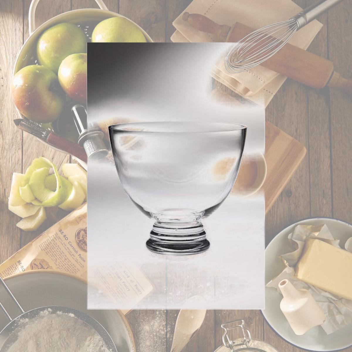 Picture of Majestic Gifts T-760-8 Classic clear 8.5 in. High Quality Glass Footed Bowl