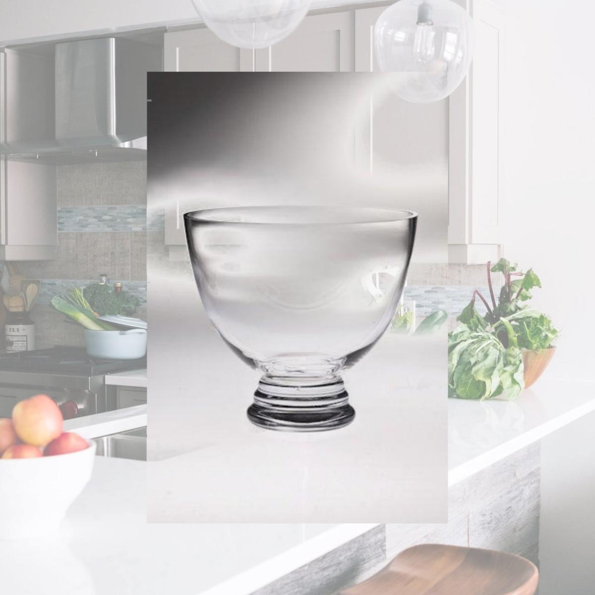 Picture of Majestic Gifts T-760-9 Classic clear 9.5 in. High Quality Glass Footed Bowl