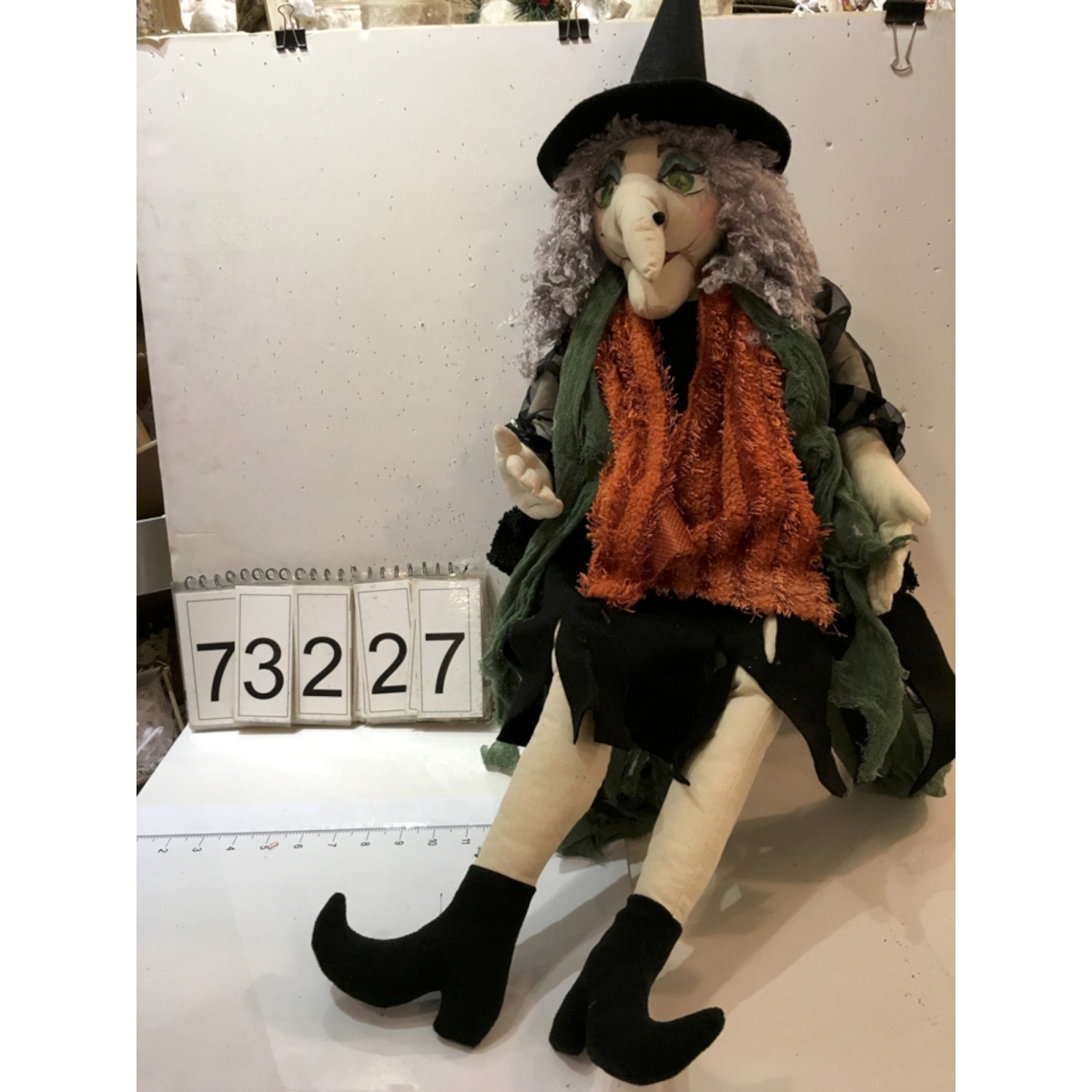 73227ds 47 In. Witch Polyester - Black & Green