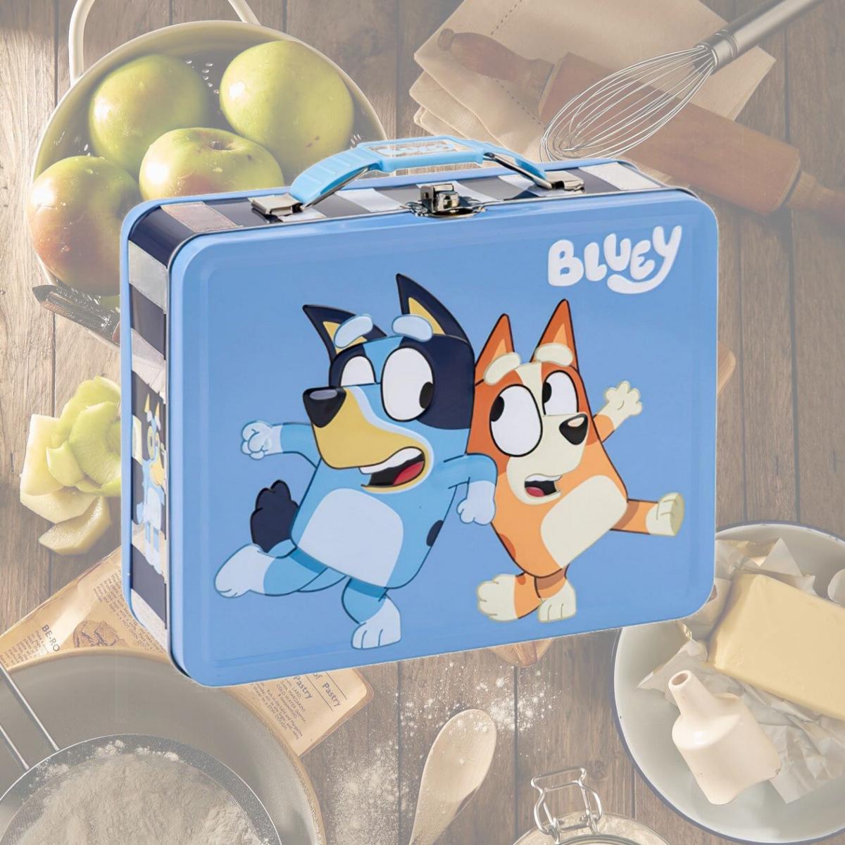 Picture of Bluey 867030 Bluey & Bingo Tin Lunchbox, Blue