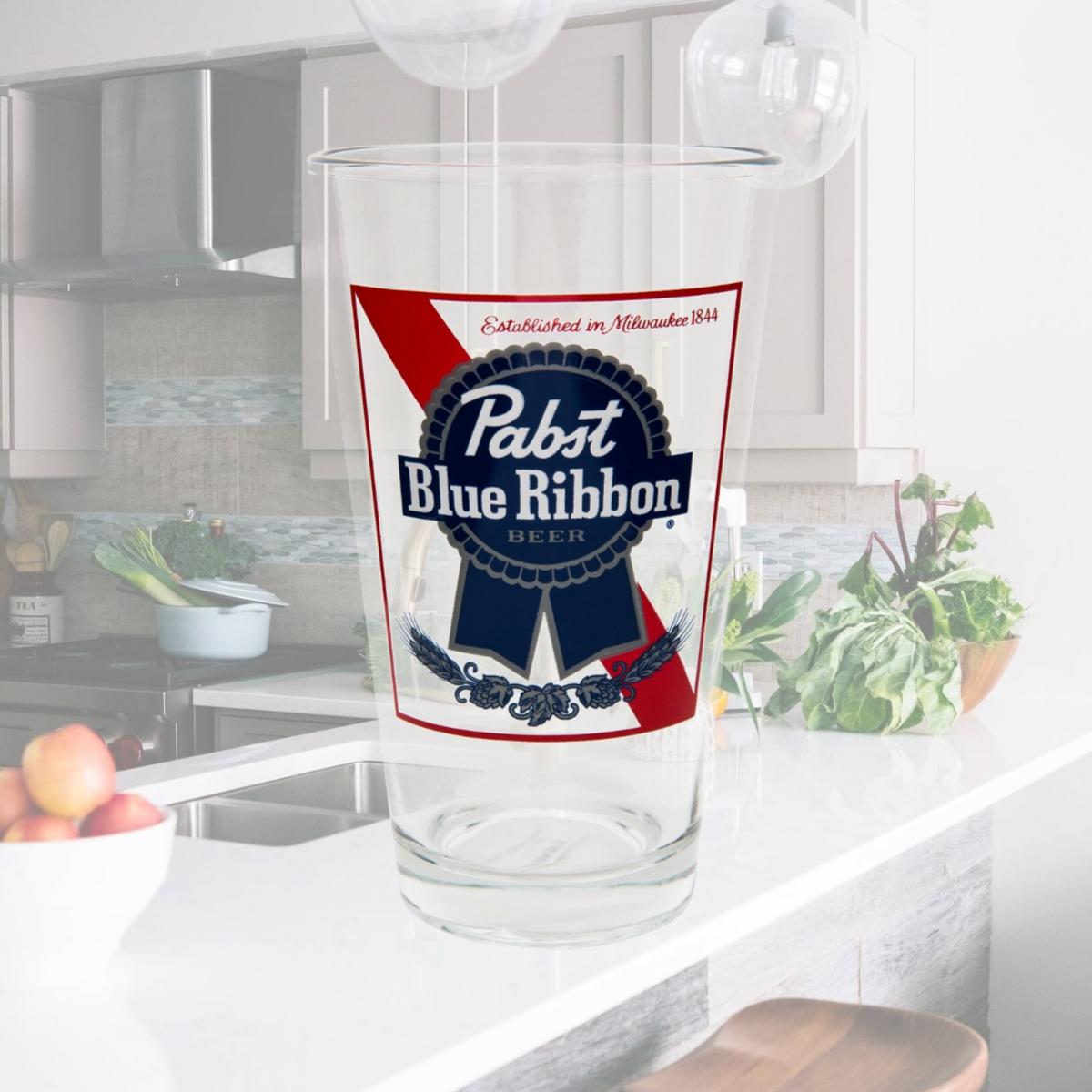 Picture of Pabst Blue Ribbon PBR 880918 16.9 oz Logo Pint Glass, Clear