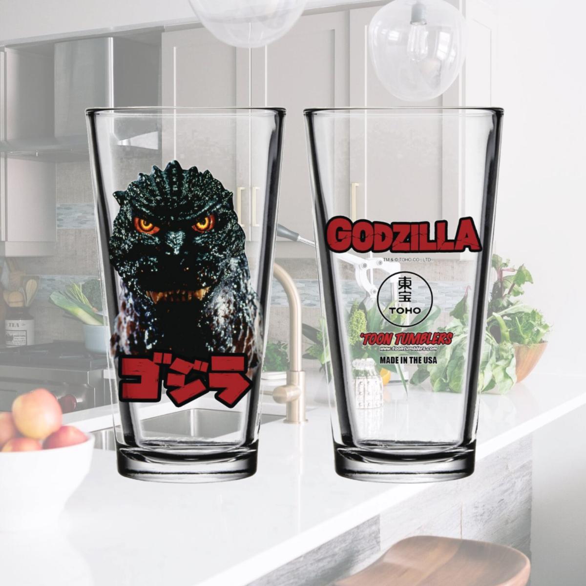 Picture of Godzilla 872551 Close Up Pint Glass