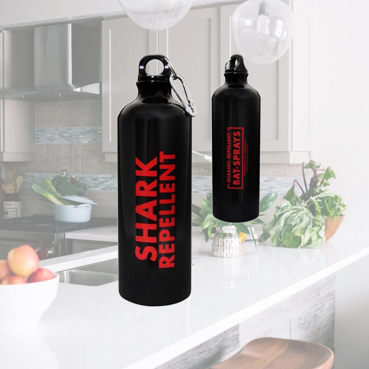 Picture of Batman bottbatbsrep26oz Bat-Shark Repellent Aluminum Sport Bottle - 26 oz