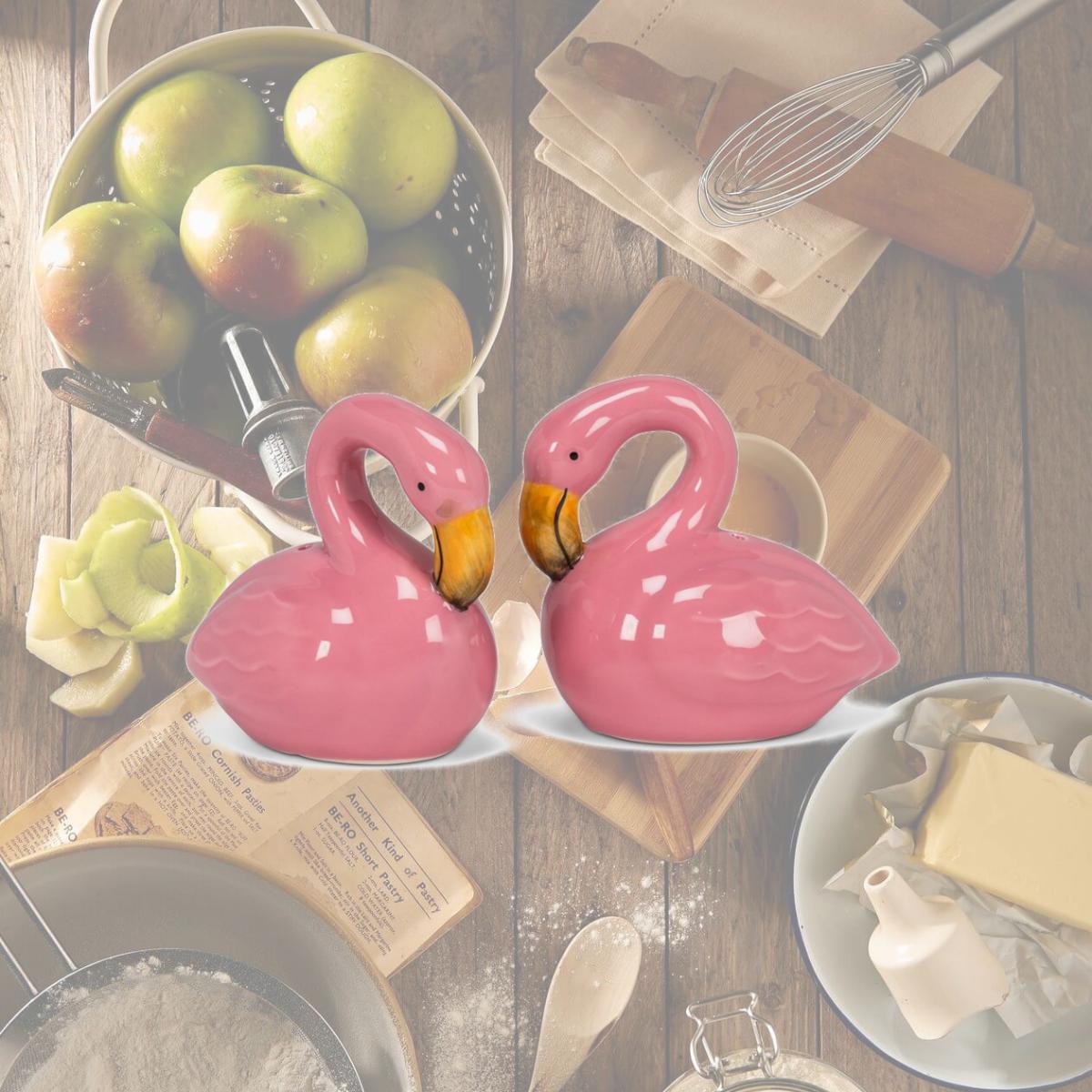 Picture of Abbott Collections AB-27-DASH-009 3 in. Sitting Flamingo Salt & Pepper, Pink