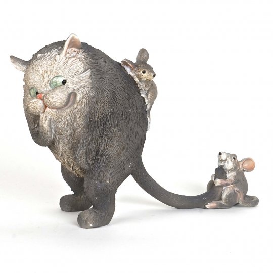 Big Cat With Mice Figurine