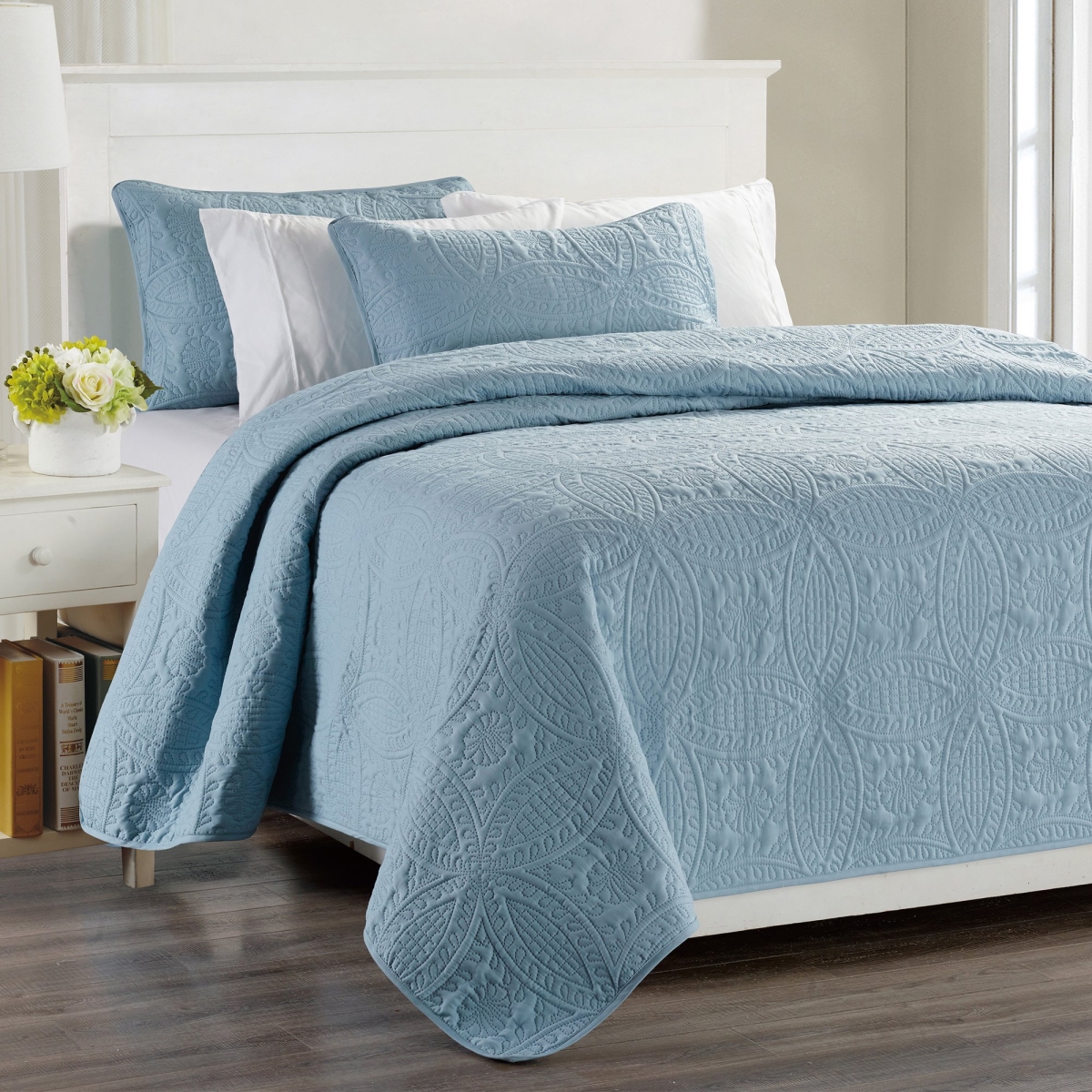 3 Piece Millano Chambrey Quilt Set, Blue - Queen Size