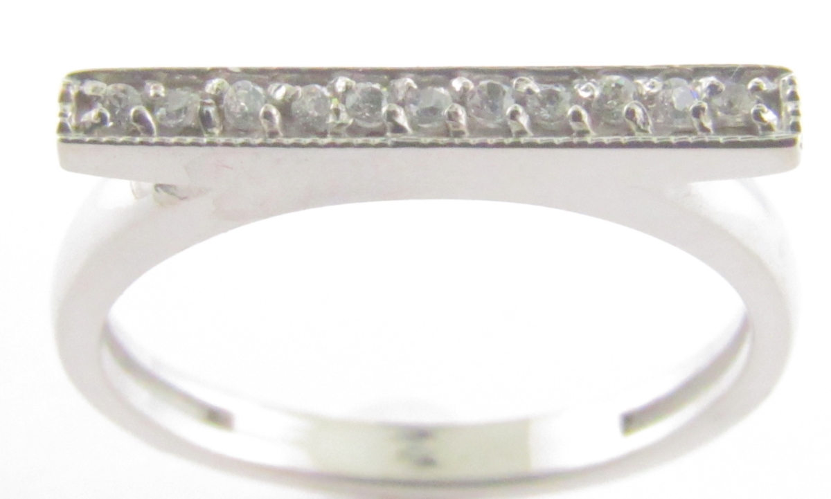 Lr172wg14kt-5 Genuine Diamond Bar Ring 14kt, White Gold - Size 5
