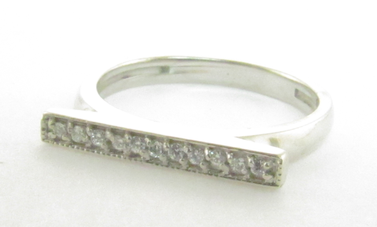 Lr172wg14kt-9 Genuine Diamond Bar Ring 14kt, White Gold - Size 9