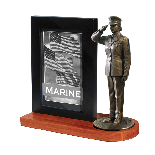 Md107w 4 X 6 In. Photo Frame With 7 In. Marine Female Statue, Cherry Base