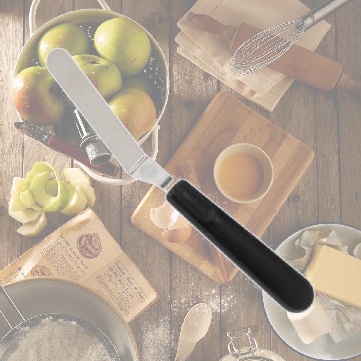 Picture of Wilton W4097712 Angled Icing Spatula, Black