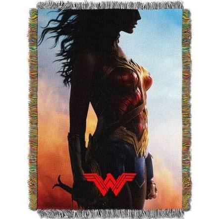 1wwm-05100-0001-ret 48 X 60 In. Wonder Woman Classic Warrior Tapestry Throw