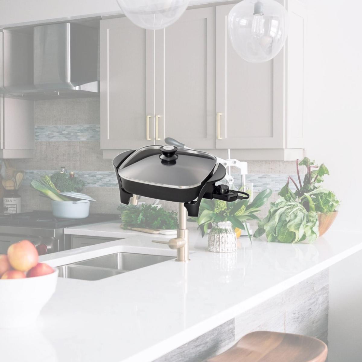 Picture of Presto 6626 11 in. Electric Skillet Glass Lid