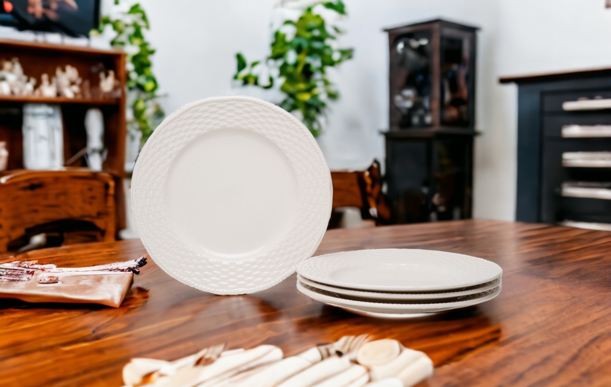 Picture of HomeRoots 483499 Round Weave STO Are Service for Four Salad Plate Set, White - 4 Piece