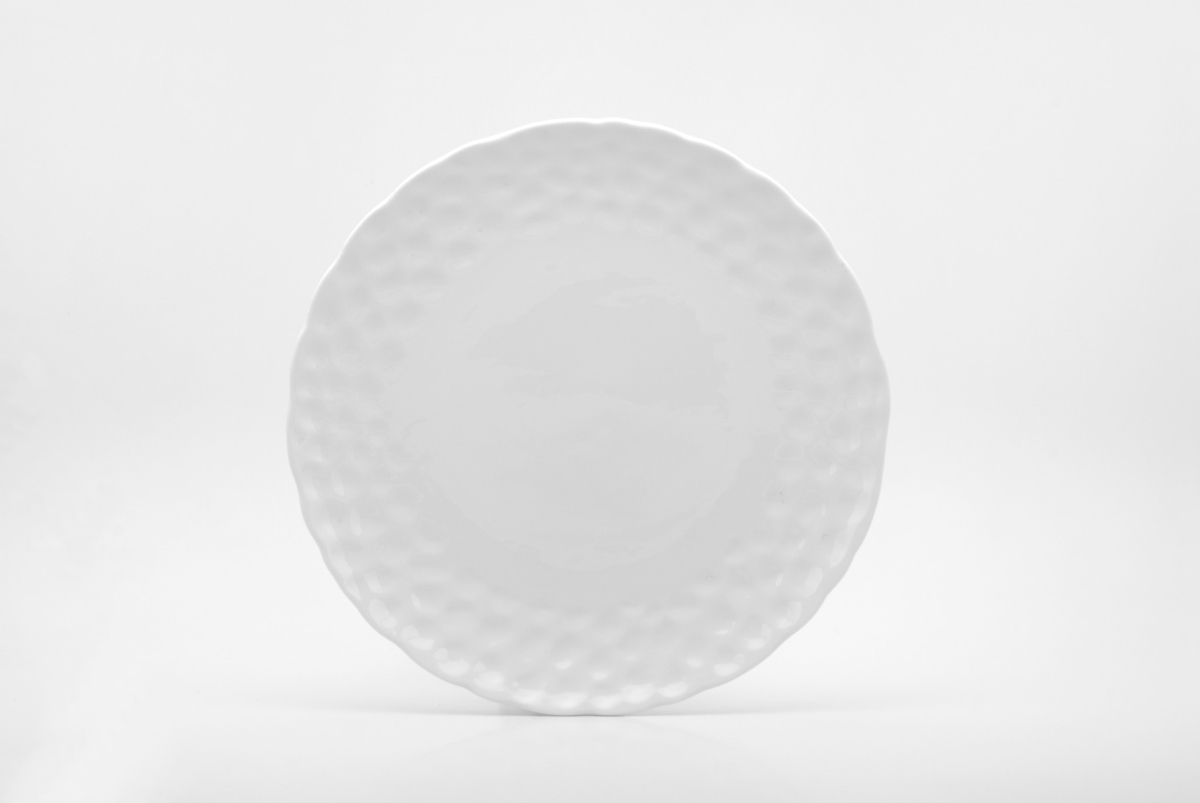 Picture of HomeRoots 483507 Round Pebbled Porcelain Service for Six Dinner Plate Set, White - 6 Piece