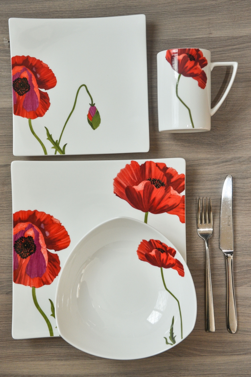 Picture of HomeRoots 483517 Square Floral Bone China Dinnerware Set, Red & White - 4 Piece