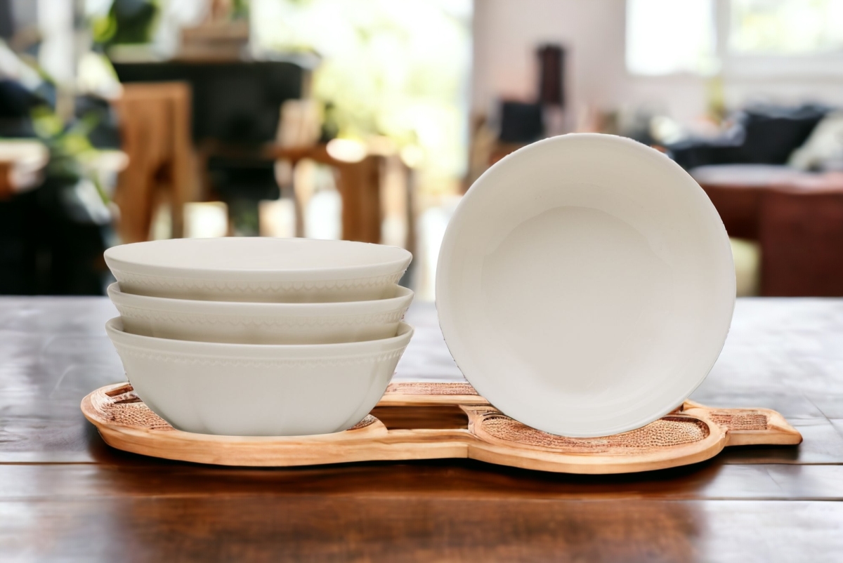 Picture of HomeRoots 483506 Round Scallop STO Are Service for Four Bowl Set, White - 4 Piece