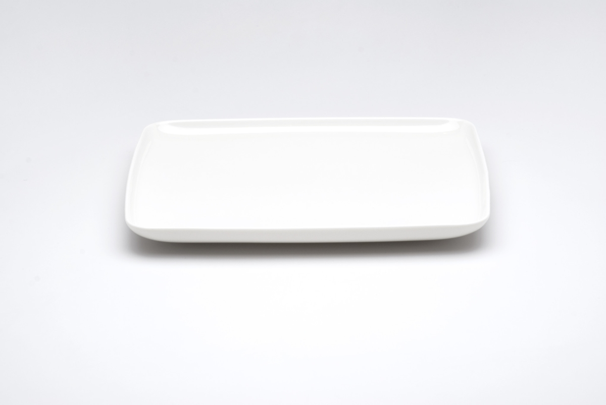 Picture of HomeRoots 483487 Rectangle Porcelain Service for Six Dinner Plate Set, White - 6 Piece