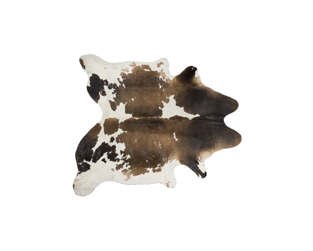 UPC 722985626029 product image for 5 x 7 ft. Light Brown & White Cowhide Hand Knotted Novelty Area Rug | upcitemdb.com