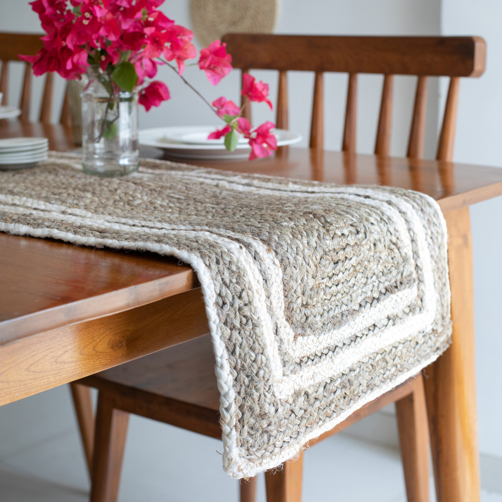Picture of HomeRoots 534184 80 in. Natural & Cream Geometric Bordered Jute Table Runner